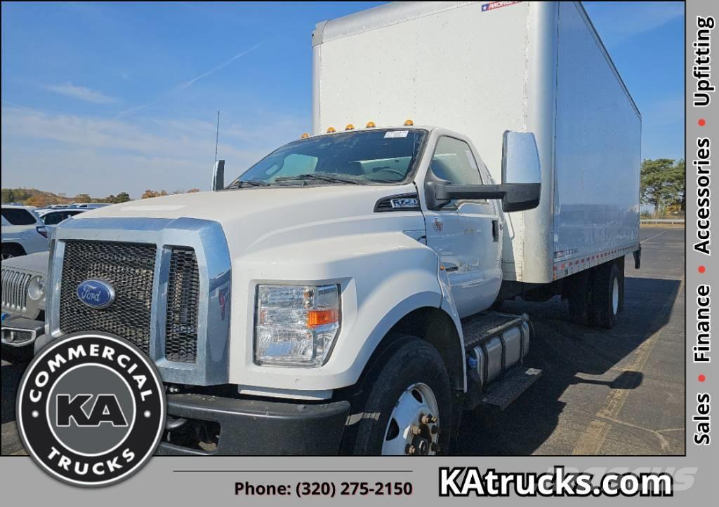 Ford F 750 Camiones con caja de remolque