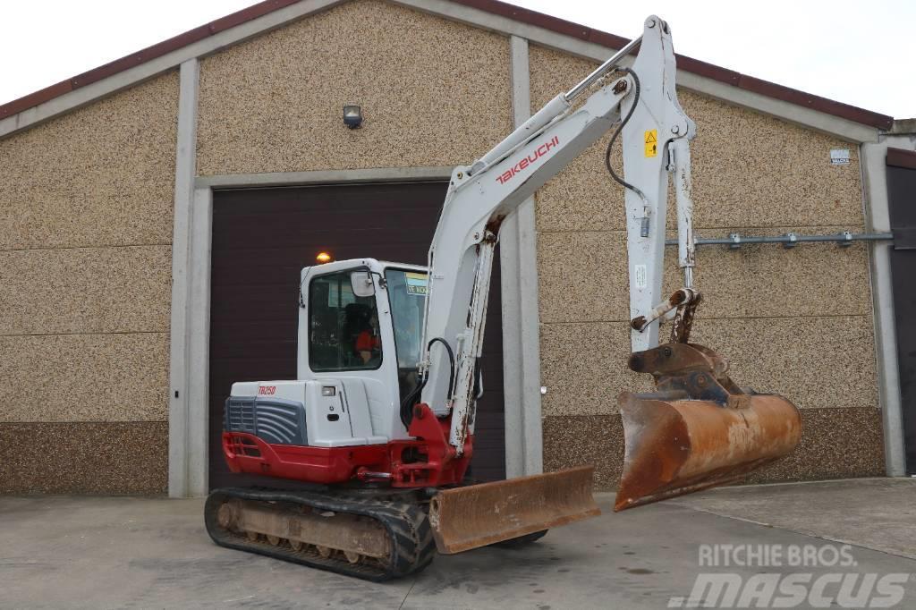 Takeuchi TB 250 Miniexcavadoras