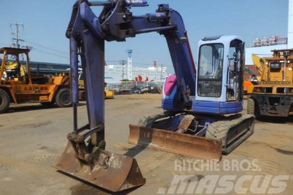 Komatsu PC75UU-3 Excavadoras 7t - 12t