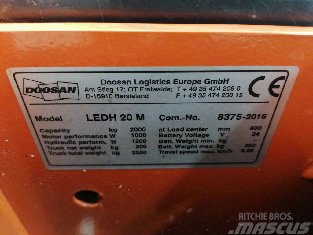 Doosan LEDH20M Montacargas de baja elevación