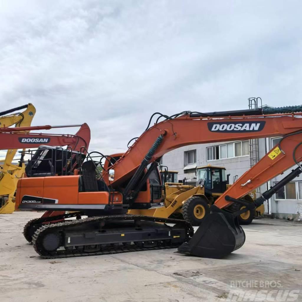 Doosan DX300LC-9C Excavadoras sobre orugas