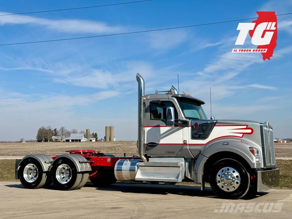 Kenworth W 990 Camiones tractor