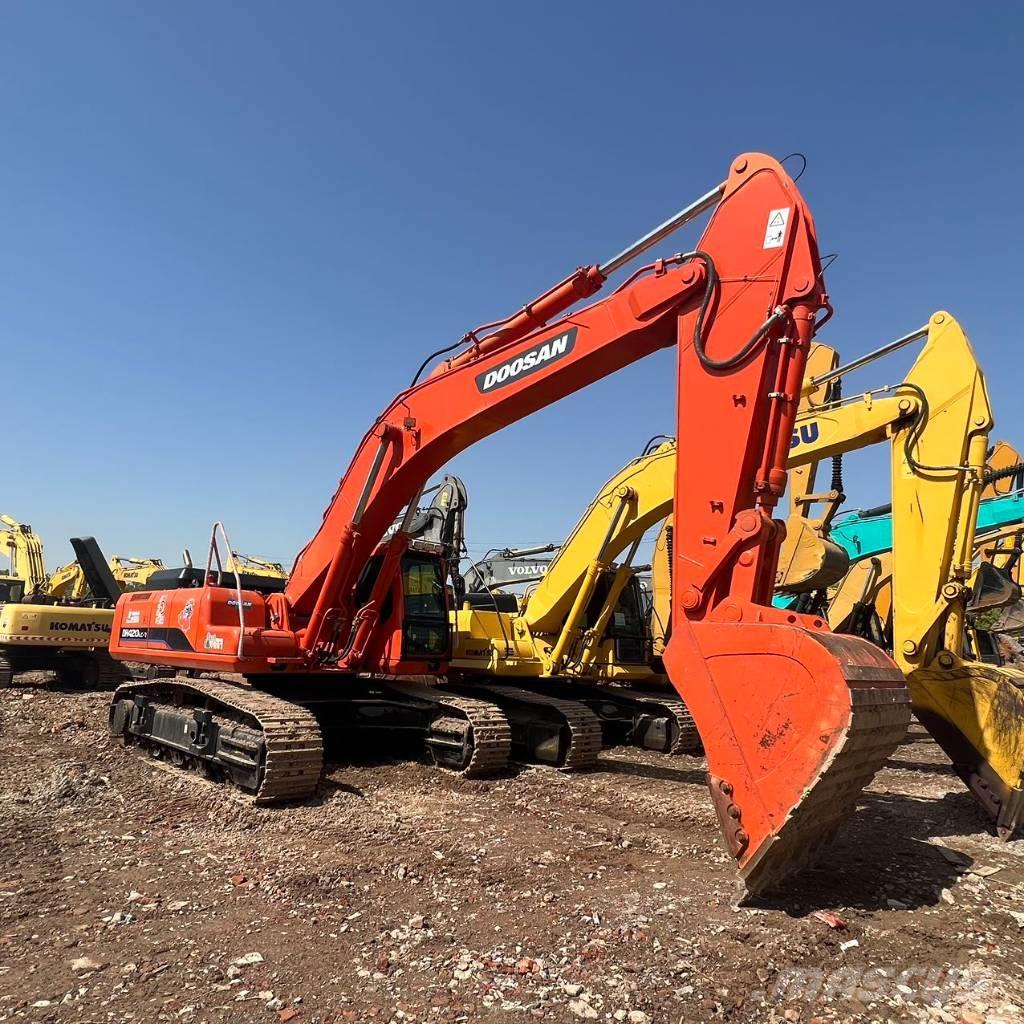 Doosan 420 Excavadoras sobre orugas