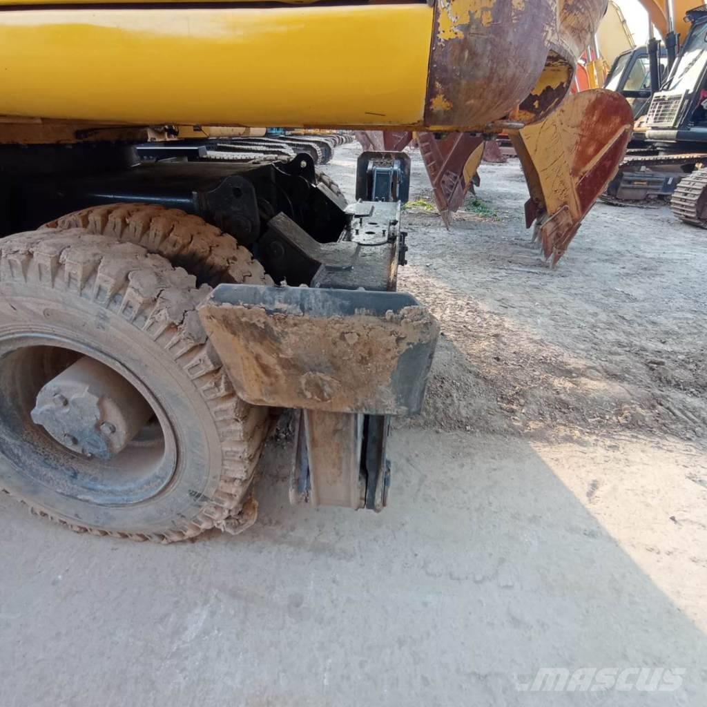 Komatsu PC150W-6 Excavadoras de ruedas