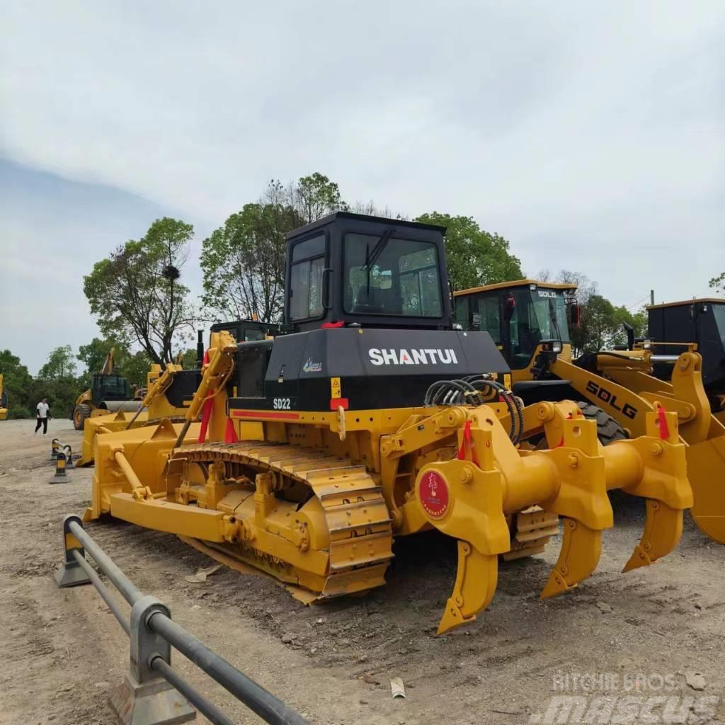 Shantui SD 22 Buldozer sobre oruga