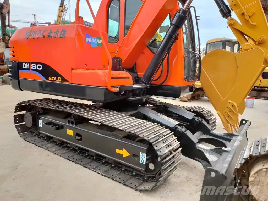 Doosan DH 80 Excavadoras 7t - 12t