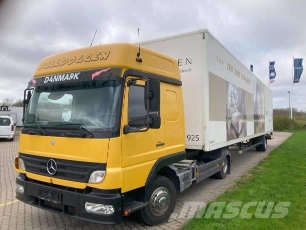 Mercedes-Benz 822 Camiones tractor