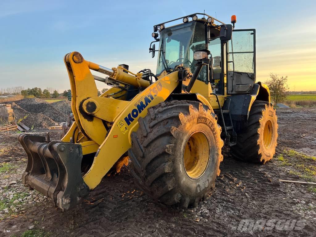 Komatsu WA320-7 Cargadoras sobre ruedas