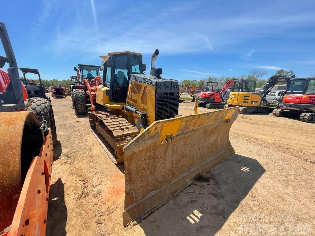 DEERE 700K Buldozer sobre oruga