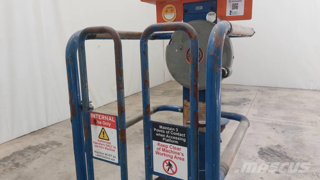 JLG Peco Lift Plataformas con jaula de elevación