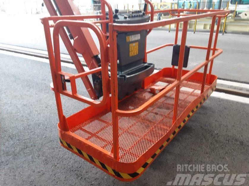 JLG 860 SJ Plataformas con brazo de elevación telescópico