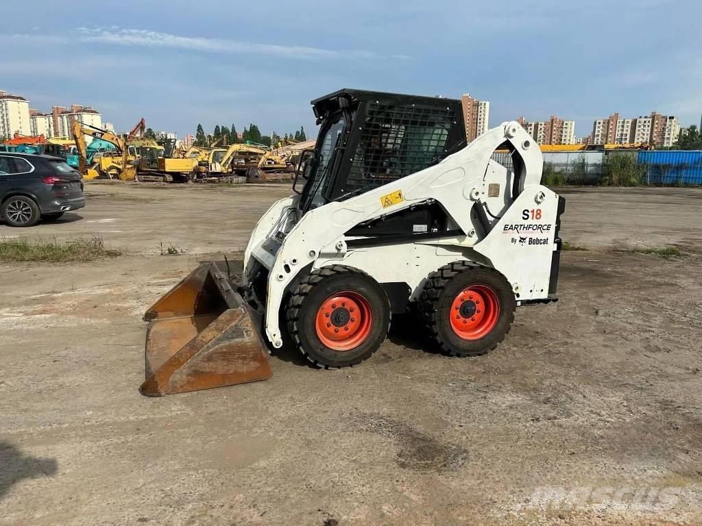 Bobcat S18 Minicargadoras