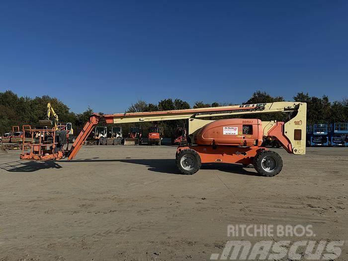 JLG 800AJ Plataformas con brazo de elevación manual