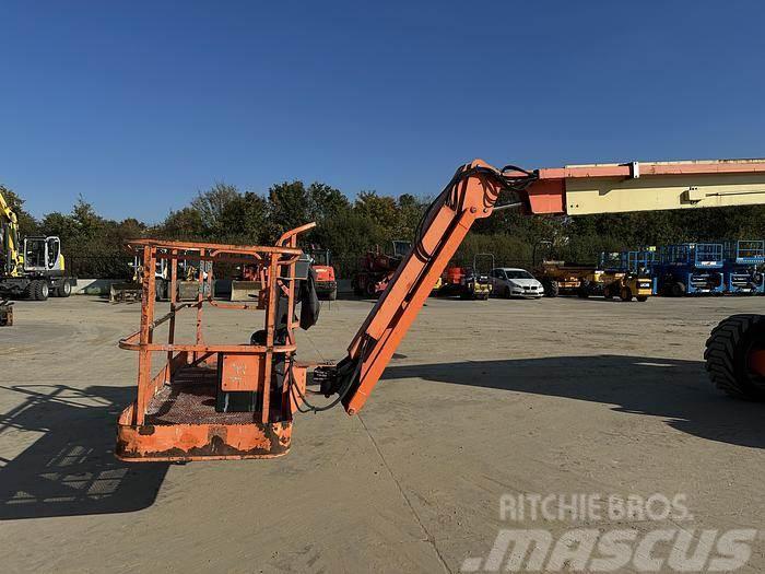 JLG 800AJ Plataformas con brazo de elevación manual