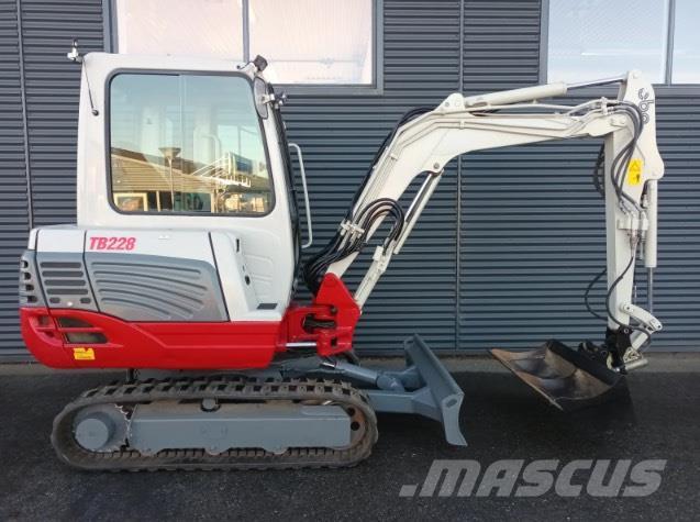 Takeuchi TB 228 Miniexcavadoras