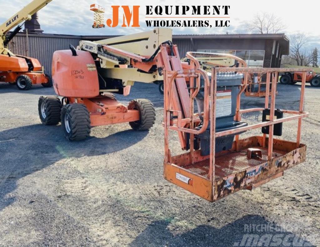 JLG 450 AJ Plataformas con brazo de elevación manual