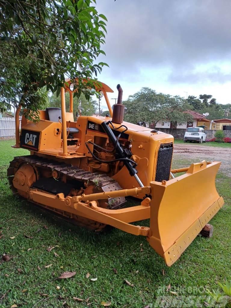 CAT D4E Tractores compactos