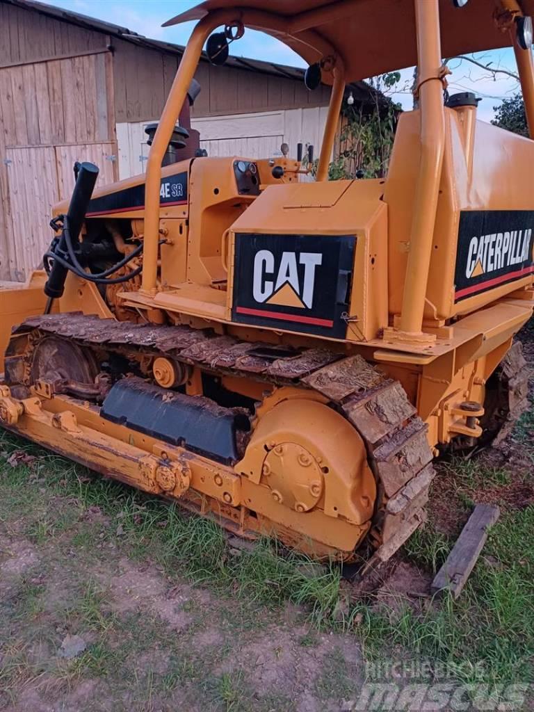 CAT D4E Tractores compactos