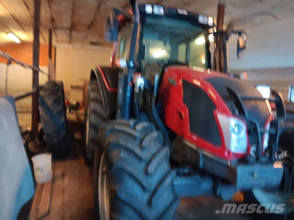 Valtra N 113 Tractores