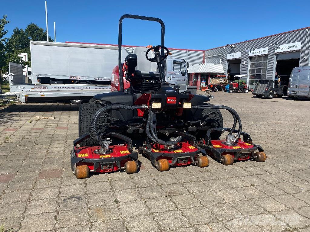 Toro Groundsmaster 4300 Corta-césped para remates, antegreens y roughs