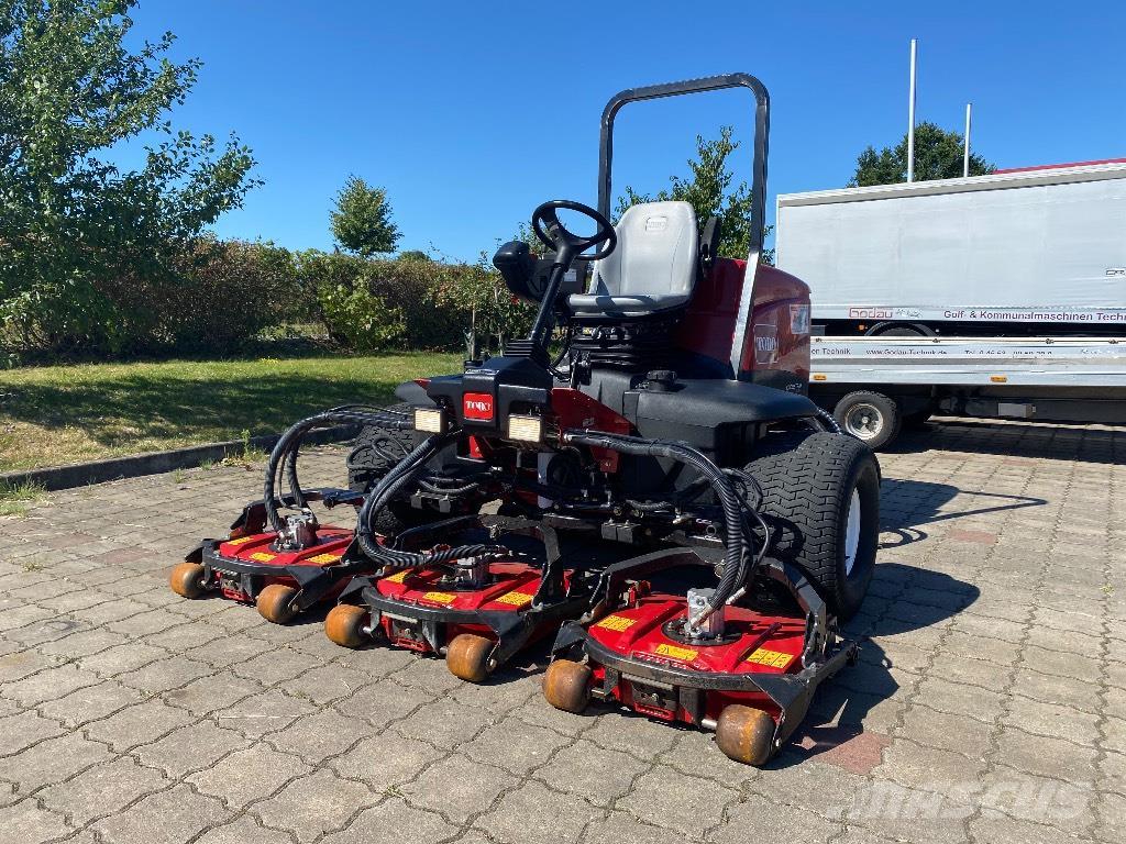 Toro Groundsmaster 4300 Corta-césped para remates, antegreens y roughs