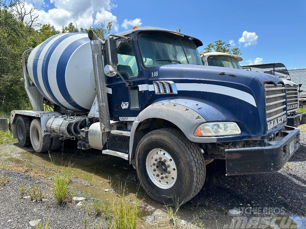 Mack GU 800 Otros camiones