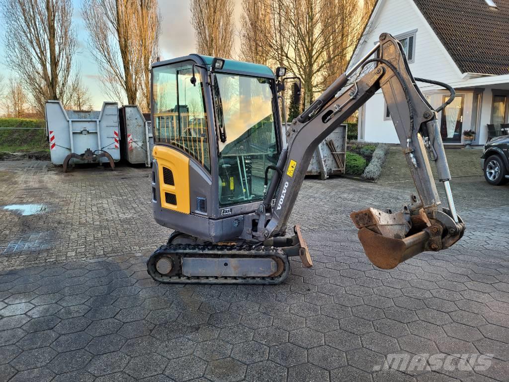 Volvo EC 15 Excavadoras sobre orugas