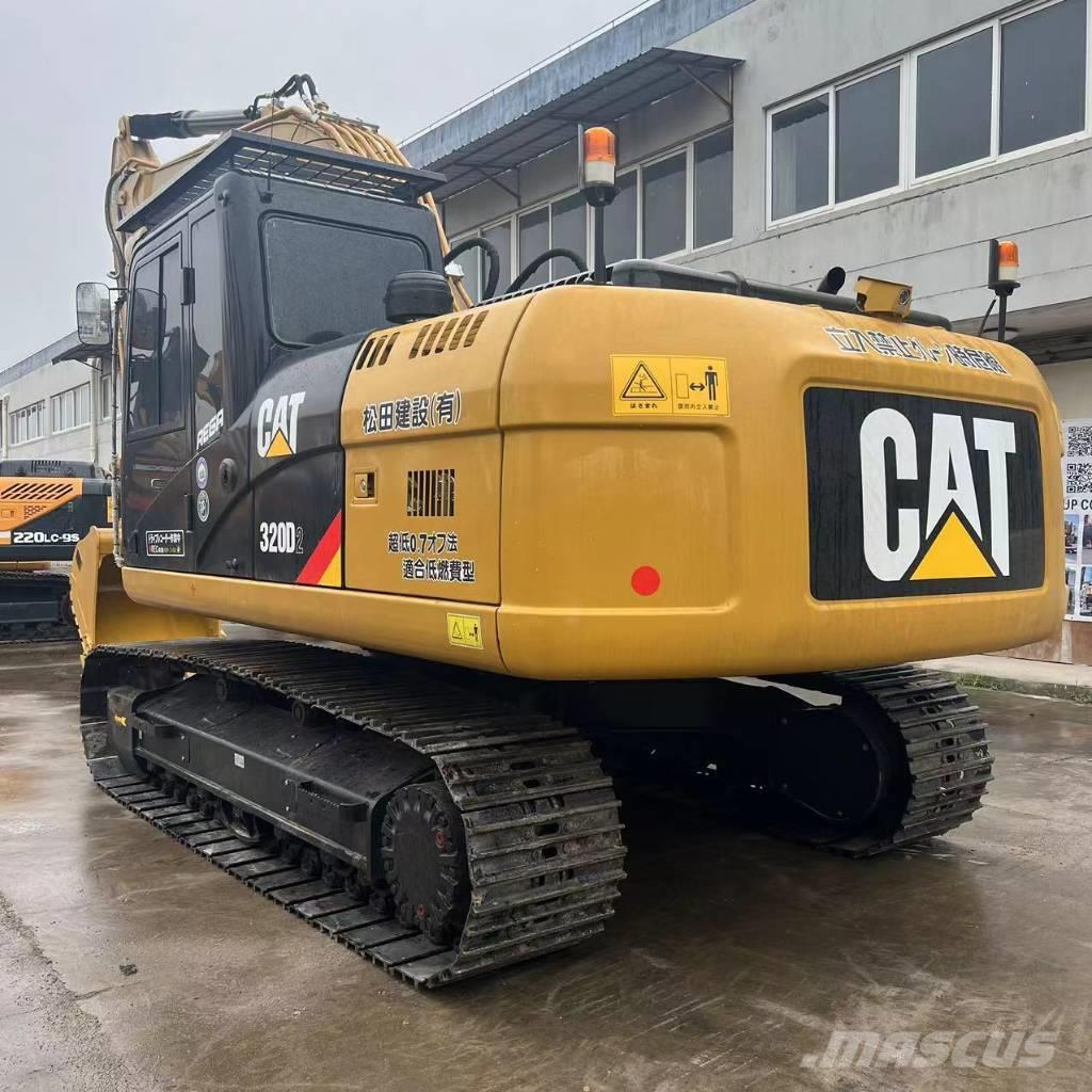 CAT 320D2 Excavadoras 7t - 12t