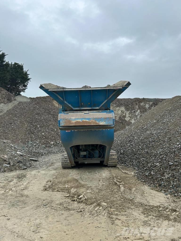 PowerScreen Maxtrak 1300 Trituradoras móviles