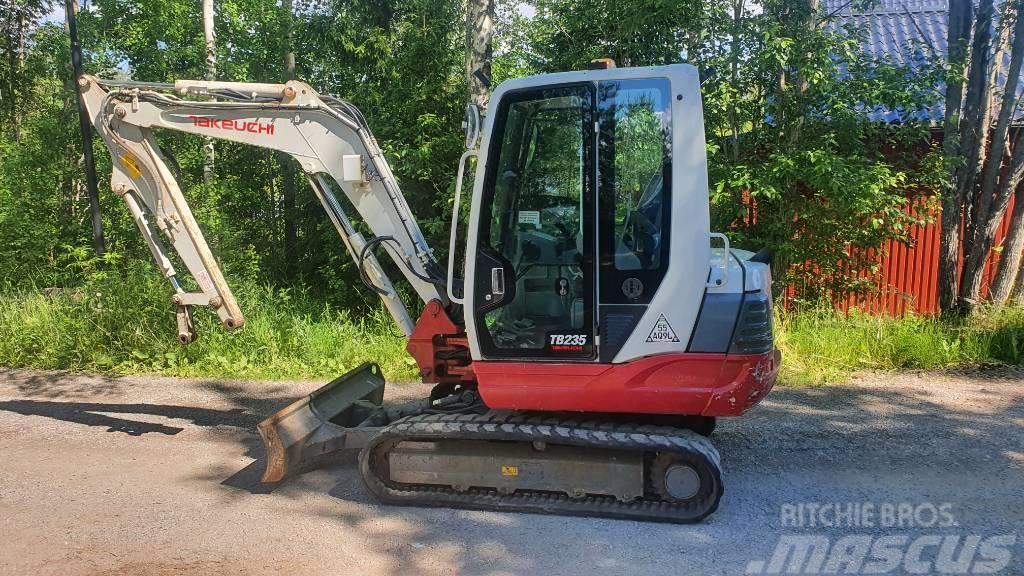 Takeuchi TB235 Miniexcavadoras