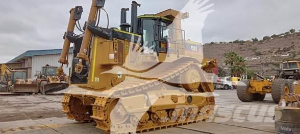 CAT D8T Buldozer sobre oruga