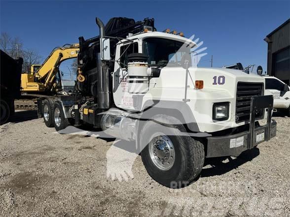 Mack RD688S Camiones tractor