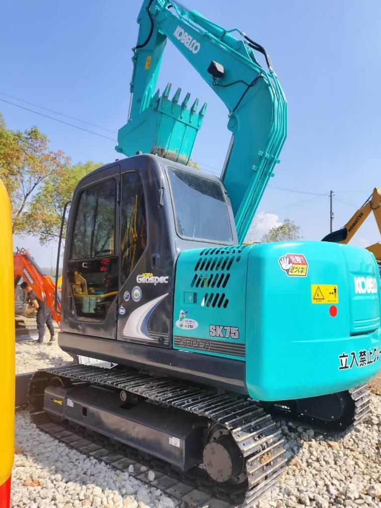 Kobelco SK 75 Excavadoras sobre orugas