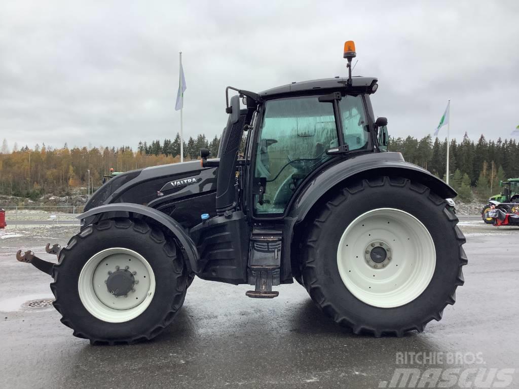 Valtra T 174 Tractores