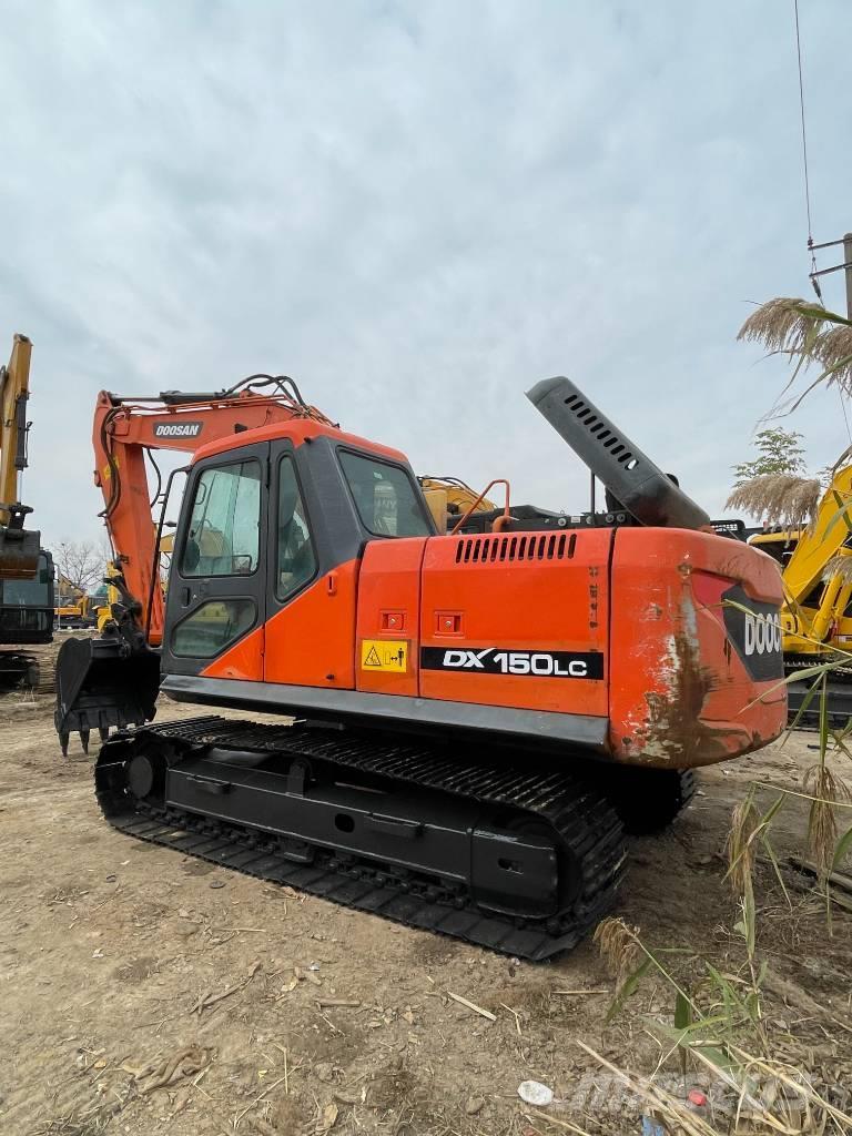 Doosan 150 Excavadoras sobre orugas