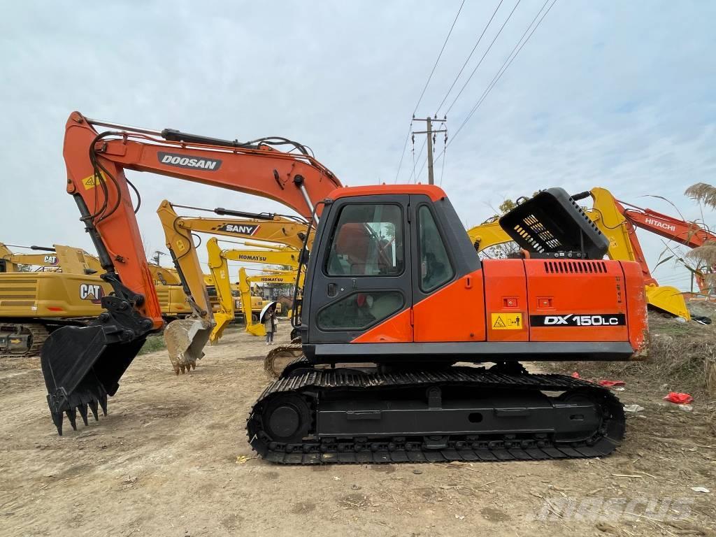 Doosan 150 Excavadoras sobre orugas