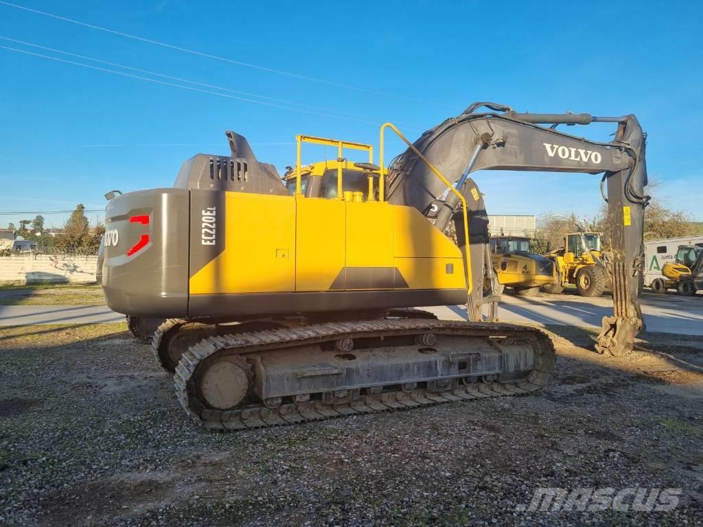 Volvo EC220E Excavadoras sobre orugas