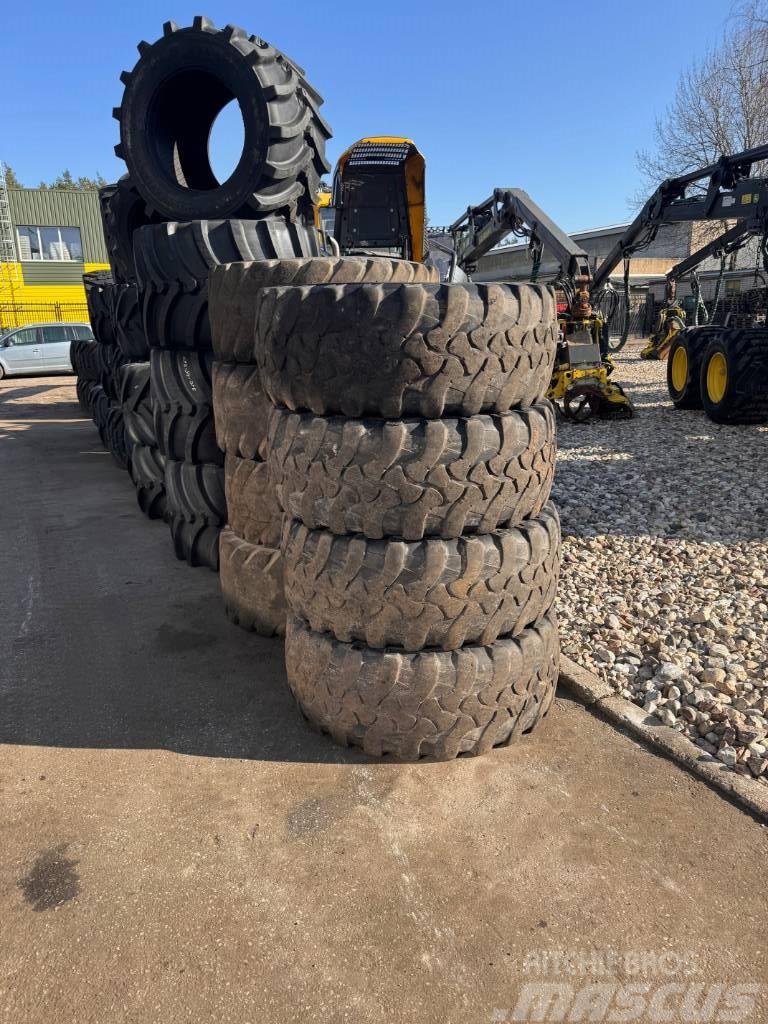 Trelleborg 460/70R24 Ruedas