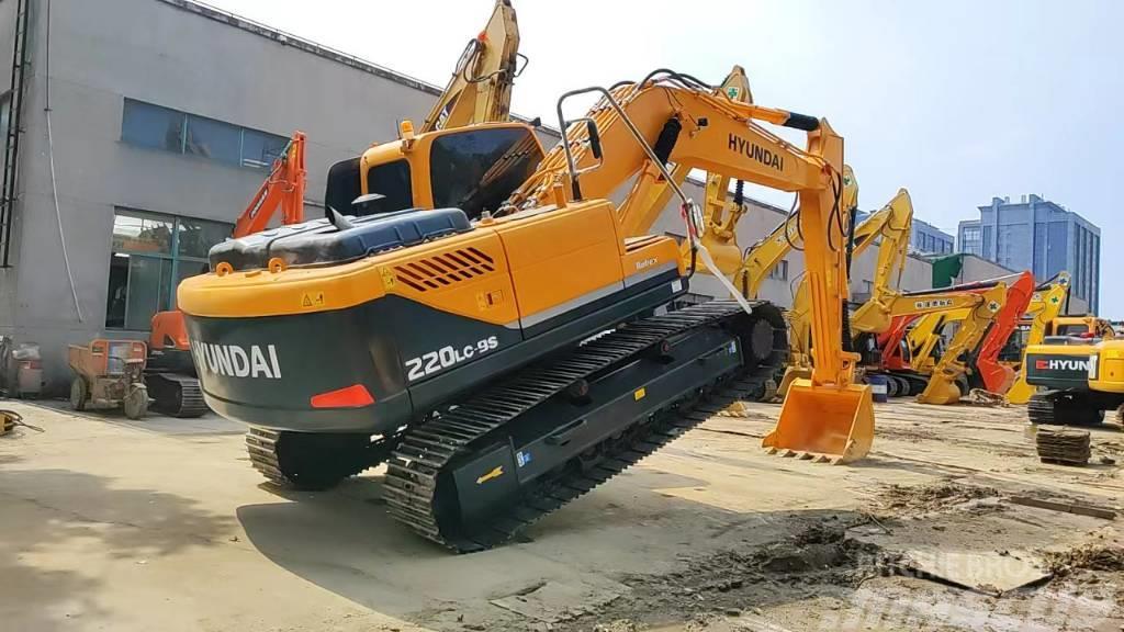 Hyundai R220LC-9S Excavadoras 7t - 12t