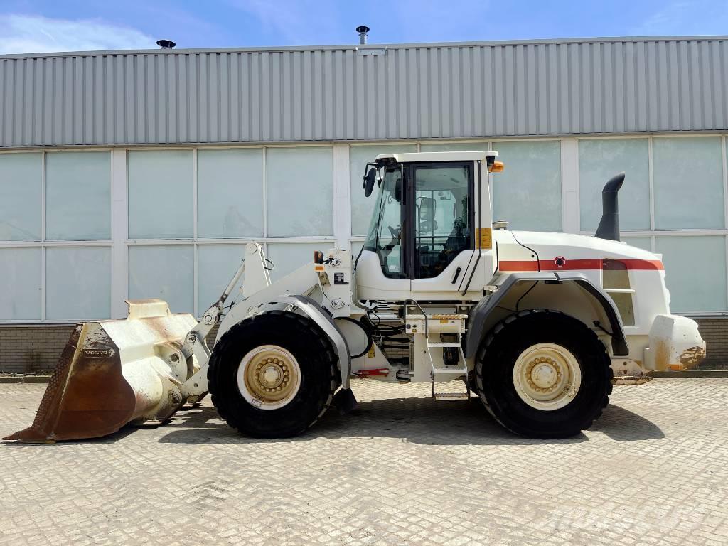 Volvo L90G     2013 Cargadoras sobre ruedas