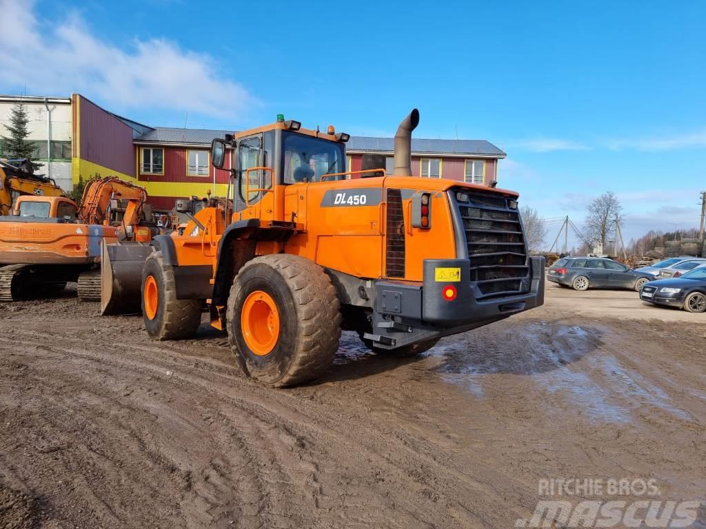 Doosan DL 450 Cargadoras sobre ruedas