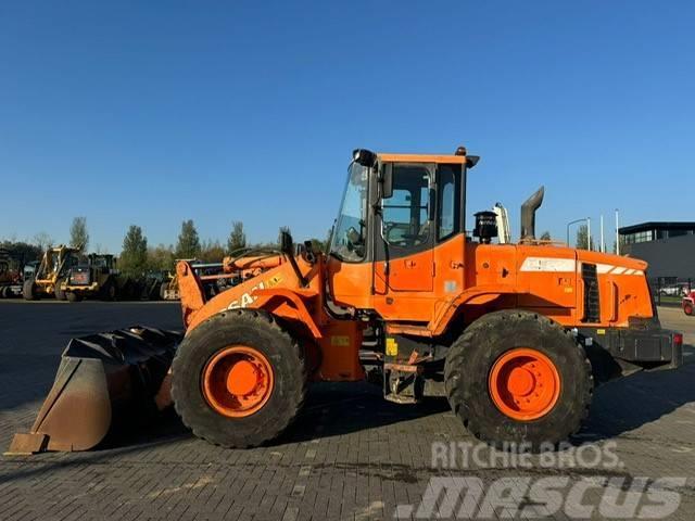 Doosan DL 200 Cargadoras sobre ruedas