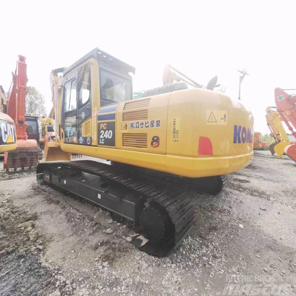 Komatsu PC 240 Excavadoras sobre orugas