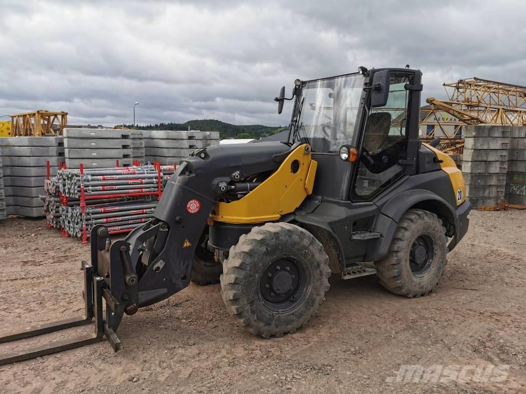 Mecalac AS 700 Cargadoras sobre ruedas