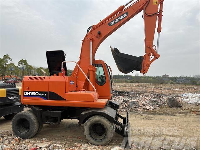 Doosan DH150W Excavadoras de ruedas