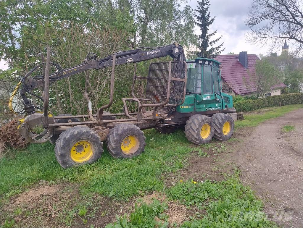 Timberjack 810 B Transportadoras