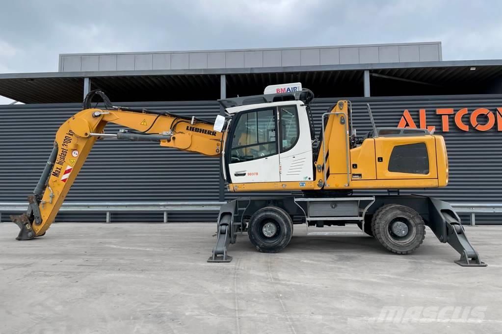 Liebherr LH 24 Excavadoras de ruedas