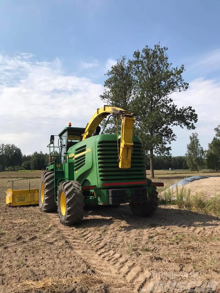 John Deere 7400 Cosechadoras de forraje autopropulsadas