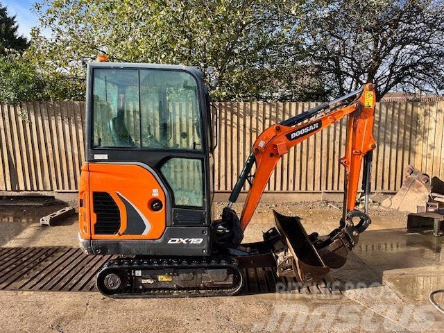 Doosan DX 19 Miniexcavadoras