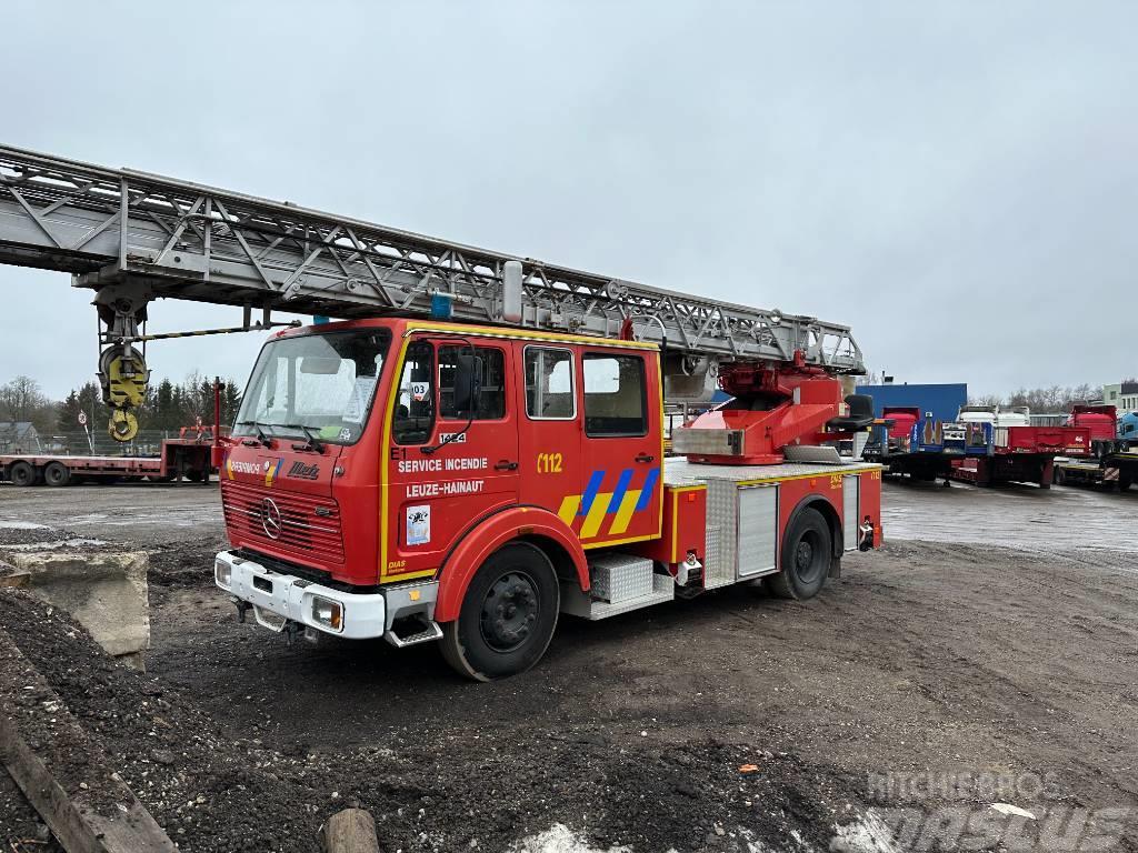 Mercedes-Benz 1424F Camiones de bomberos